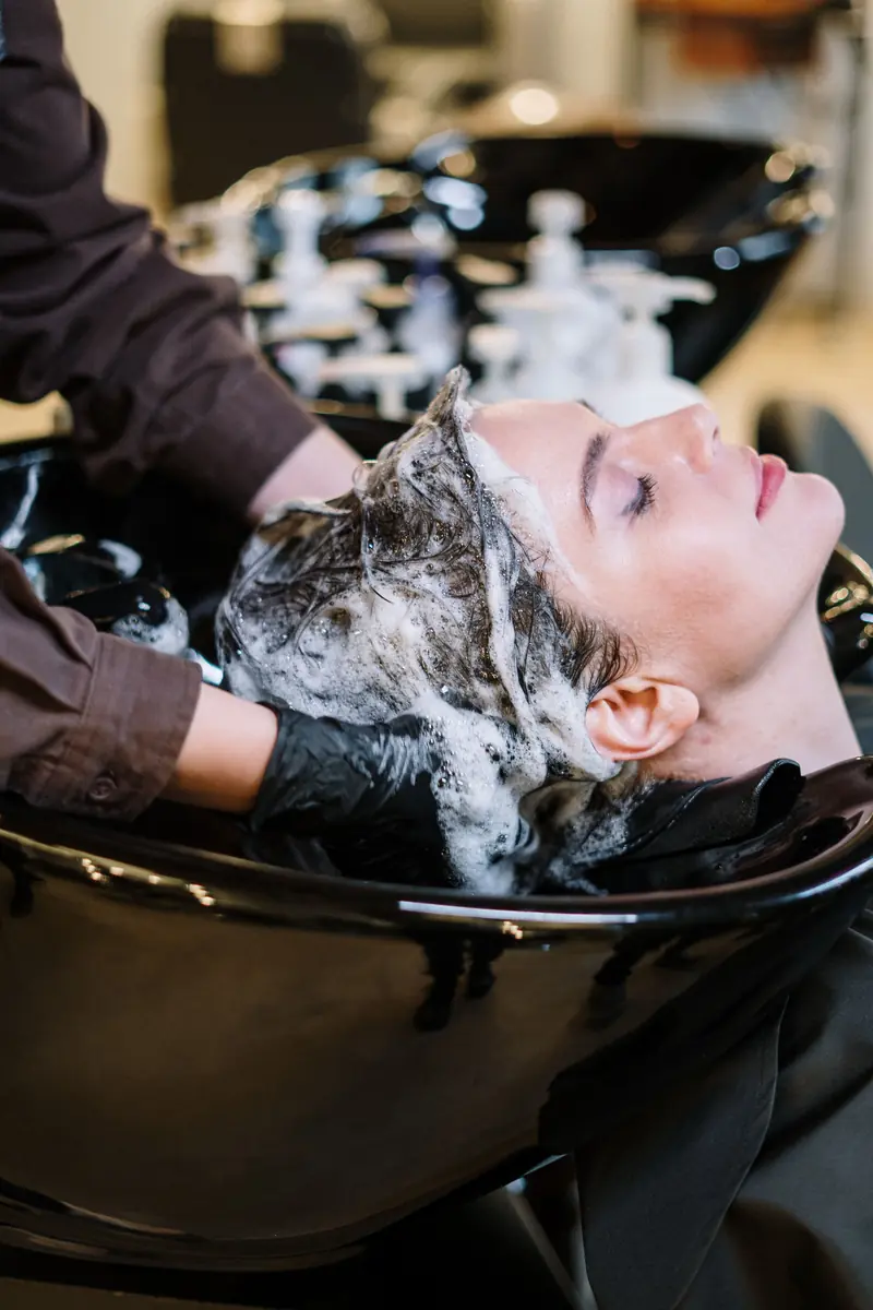 Hair wash and Kérastase treatment in the salon